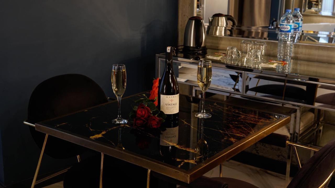 Mas Suites Karakoey Istanbul Bagian luar foto